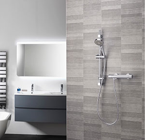 AQ Collection shower